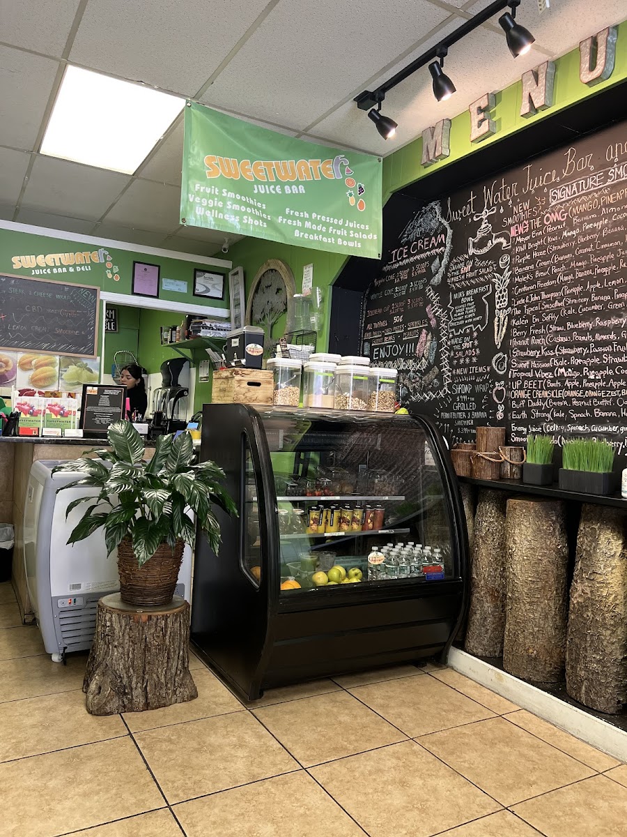 Sweetwater Juice Bar & Deli Photos 2